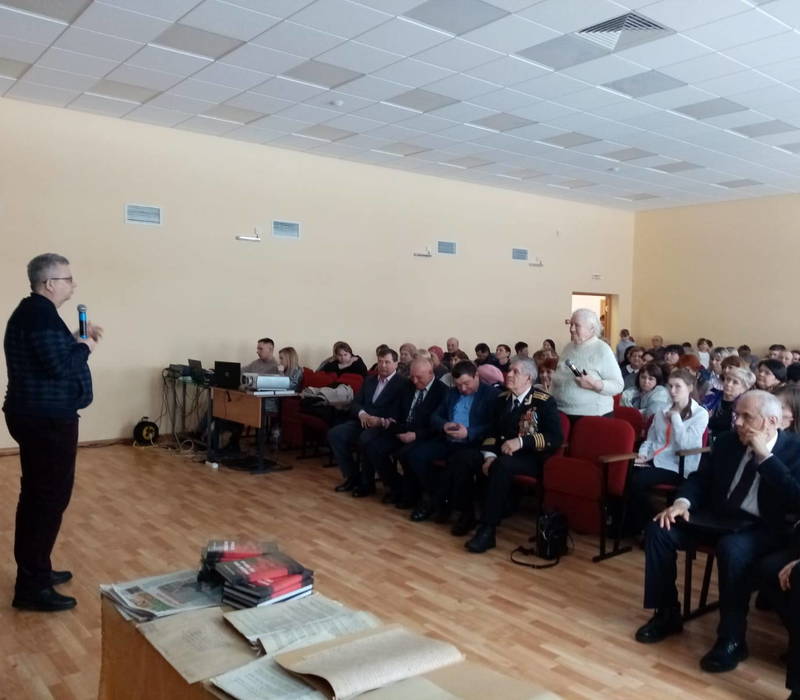 В селе Курмыш состоялась презентация книги нижегородского историка Вадима Андрюхина «Русский бунт, год 1918-й»