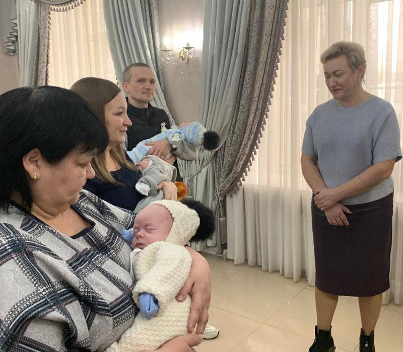 Рождение первой за 2023 год нижегородской тройни зарегистрировали в отделе ЗАГС города Бор