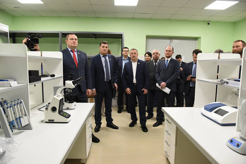 Депутаты Законодательного Собрания обсудили проблемы отрасли пчеловодства 