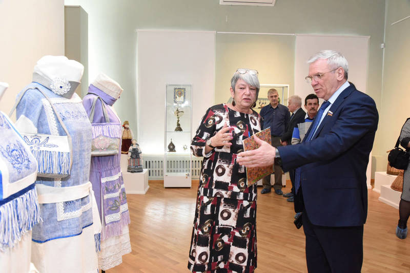 Выставка мастеров народных художественных промыслов и ремесел открылась в Нижегородском художественном музее