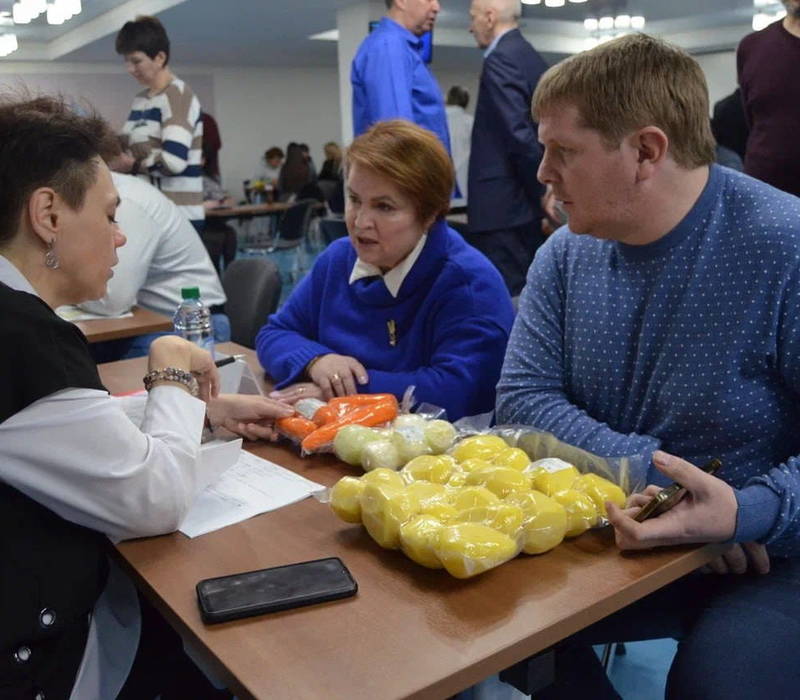 Более 45 нижегородских компаний приняло участие в торгово-закупочной сессии с представителями торговых сетей 