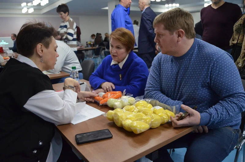 Более 45 нижегородских компаний приняло участие в торгово-закупочной сессии с представителями торговых сетей 