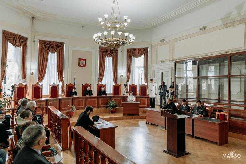 В историческом здании Нижегородского окружного суда прошел показательный процесс по делу 1890 года