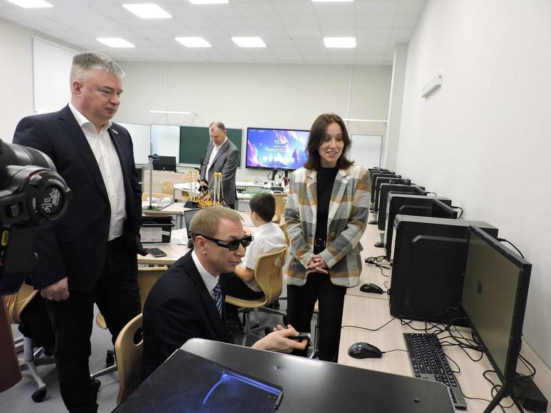 В Семенове открылось новое здание школы на 900 мест 